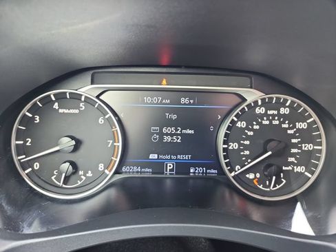 Used 2023 Nissan Altima 2.5 SV FWD image 17