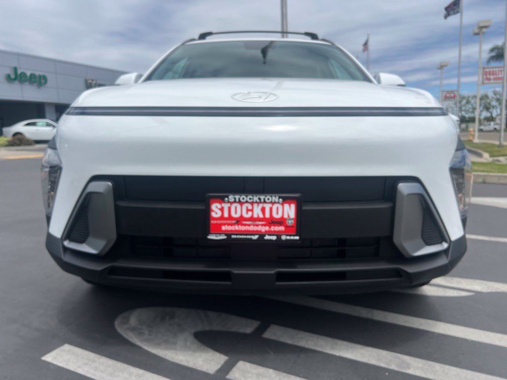 Used 2025 Hyundai Kona SEL AWD/4WD image 7