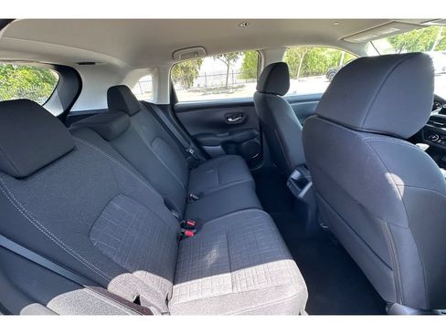 Used 2027 Honda HR-V LX image 18