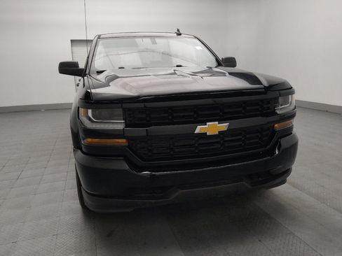 Used 2018 Chevrolet Silverado 1500 Custom w/ Custom Value Package image 14