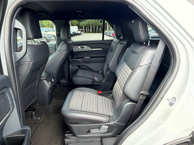 New 2027 Ford Explorer ST-Line w/ Premium Package RWD image 16