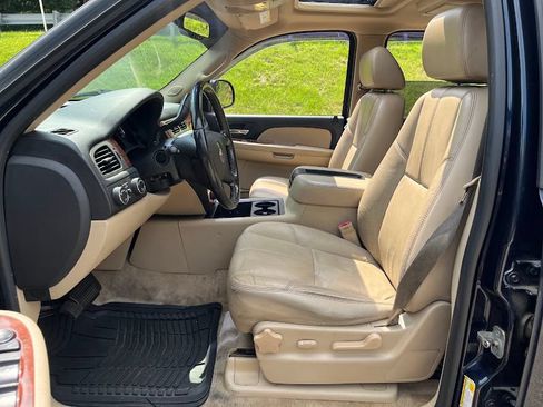 Used 2008 Chevrolet Tahoe LT AWD/4WD image 8