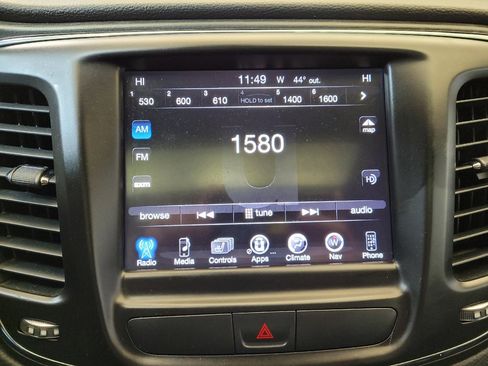 Used 2016 Chrysler 200 S w/ Navigation & Sound Group I image 25