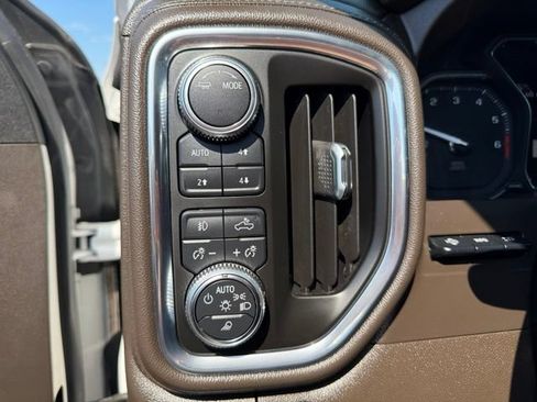 Used 2021 GMC Sierra 1500 Denali w/ Denali Ultimate Package AWD/4WD image 27