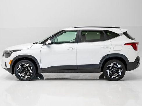 Certified 2024 Kia Seltos EX AWD/4WD image 26