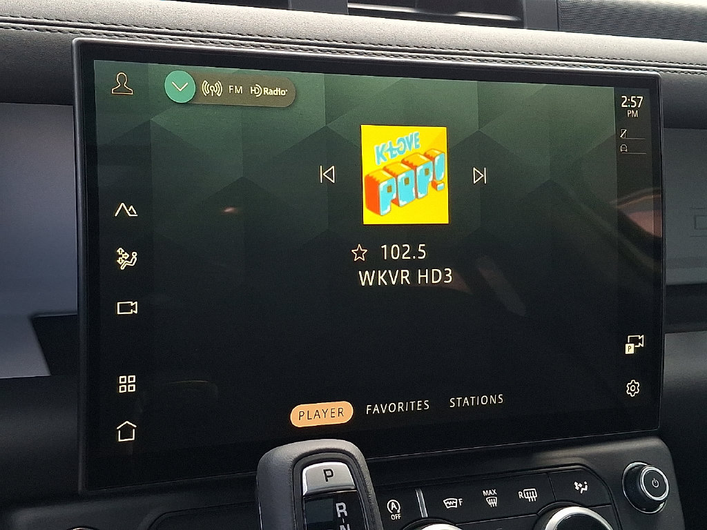 New 2026 Land Rover Defender 110 S AWD/4WD image 15