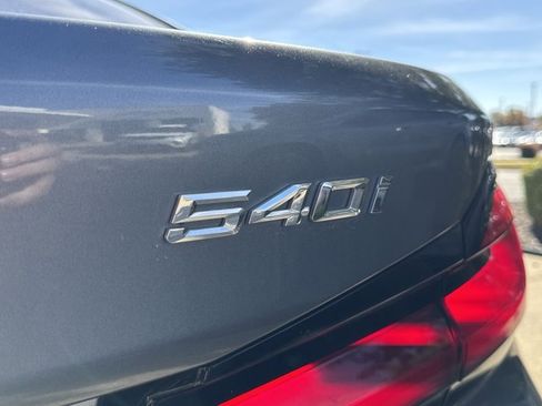 Certified 2022 BMW 540i xDrive w/ M Sport Package image 7