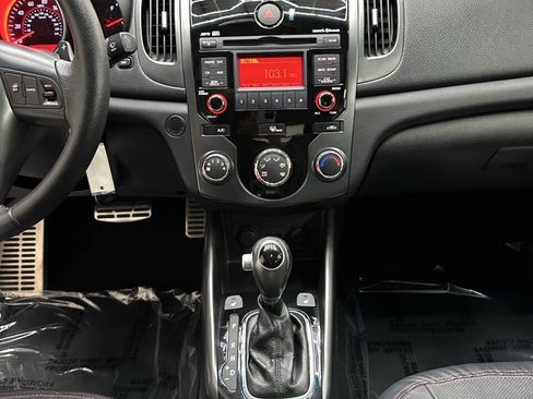 Used 2012 Kia Forte Koup SX w/ Leather Pkg image 24