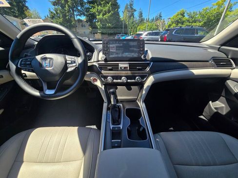 Used 2018 Honda Accord EX-L image 2
