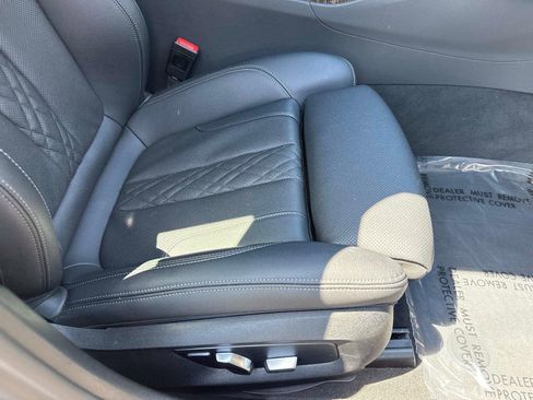 Used 2023 BMW 530e w/ M Sport Package RWD image 23