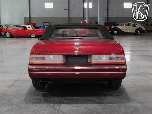 Used 1993 Cadillac Allante image 35