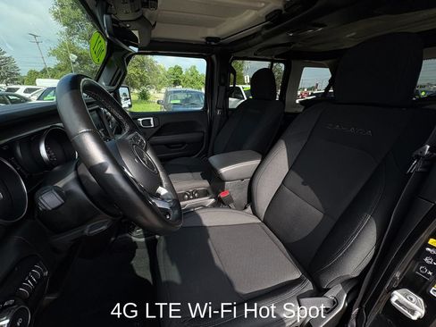 Used 2021 Jeep Wrangler Unlimited Sahara w/ Uconnect 4C Nav & Sound Group AWD/4WD image 12