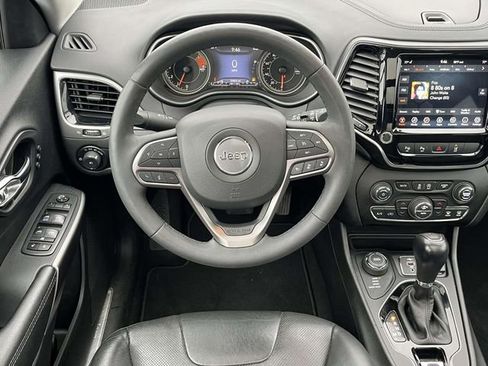 Used 2021 Jeep Cherokee Limited image 18