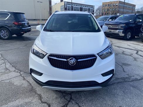 Used 2022 Buick Encore Preferred w/ Safety Package image 2