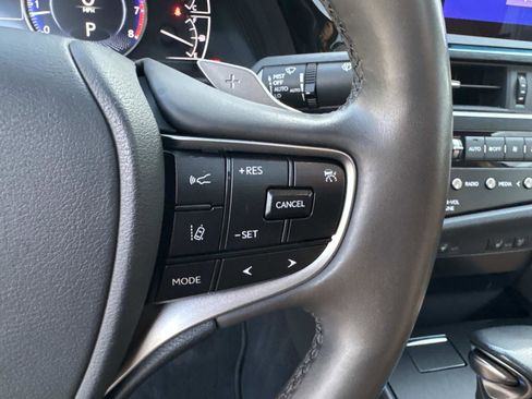 Certified 2024 Lexus ES 350 w/ Premium Package image 28