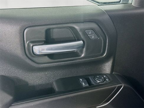 Used 2025 Chevrolet Silverado 2500 W/T w/ WT Convenience Package image 24