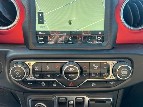 Used 2020 Jeep Wrangler Unlimited Rubicon AWD/4WD image 25