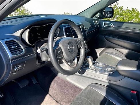 Used 2018 Jeep Grand Cherokee Limited w/ Luxury Group II image 13