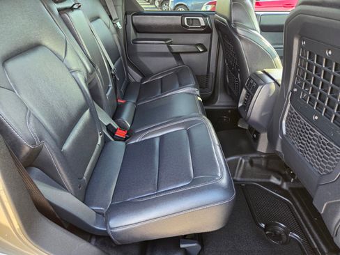 Certified 2025 Ford Bronco Badlands image 14