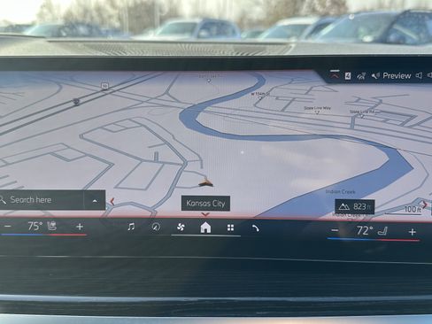 Used 2025 BMW X5 xDrive40i w/ M Sport Package image 25