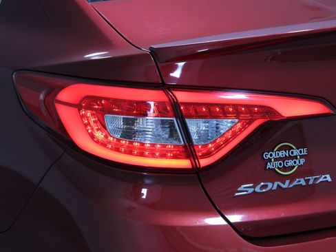 Used 2015 Hyundai Sonata Limited w/ Option Group 06 FWD image 47