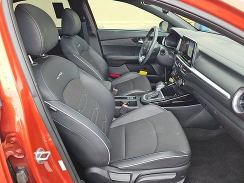 Certified 2023 Kia Forte GT-Line w/ GT-Line Premium Package FWD image 11