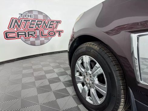 Used 2016 Cadillac SRX Luxury w/ Driver Awareness Package image 29