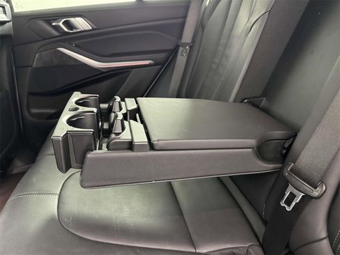 Used 2022 BMW X5 xDrive40i w/ M Sport Package image 33
