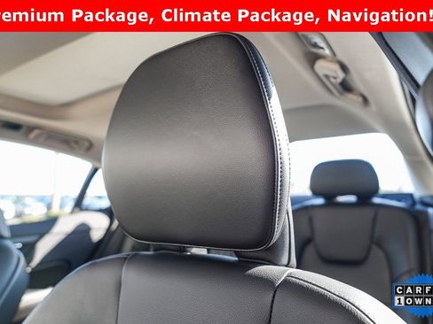 Used 2022 Volvo S60 B5 Momentum image 23