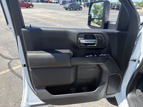 New 2026 Chevrolet Silverado 2500 Custom w/ Custom Value Package AWD/4WD image 10