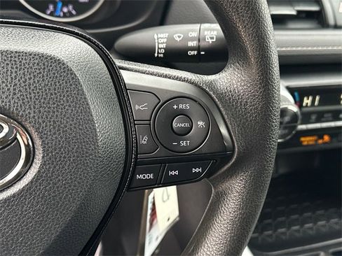 Certified 2021 Toyota RAV4 LE image 23