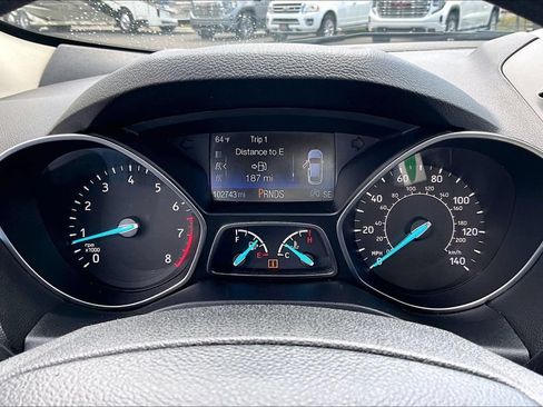 Used 2017 Ford Escape SE FWD image 19