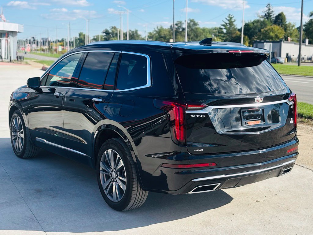 Used 2025 Cadillac XT6 Premium Luxury w/ Technology Package AWD/4WD image 13