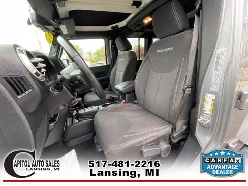 Used 2017 Jeep Wrangler Unlimited Sahara image 14