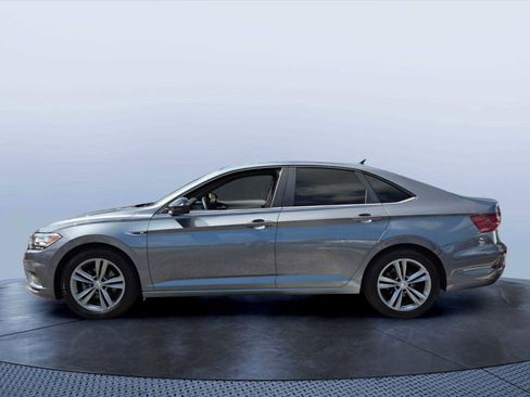 Used 2020 Volkswagen Jetta R-Line FWD image 3