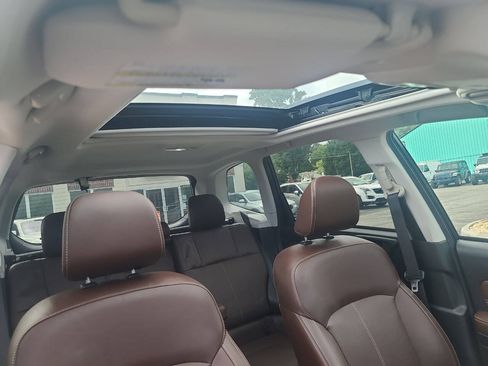 Used 2018 Subaru Forester 2.5i Touring AWD/4WD image 40
