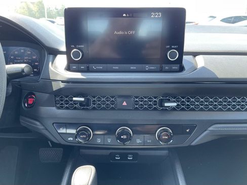 Used 2024 Honda Accord EX image 9