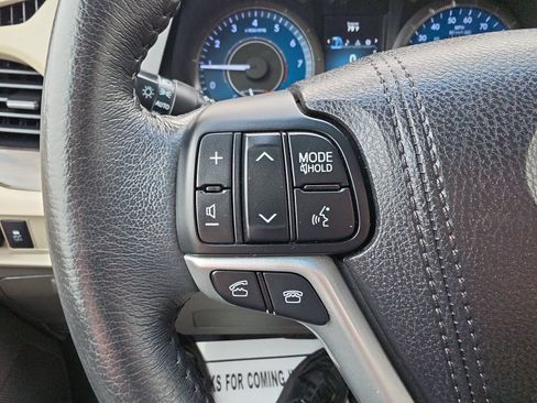 Used 2017 Toyota Sienna XLE FWD image 15