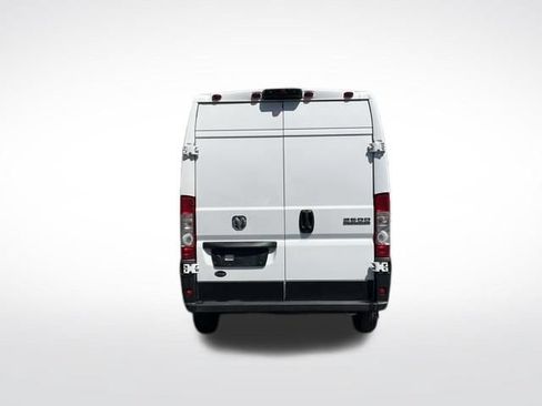 Used 2025 RAM ProMaster 2500 w/ Convenience Group FWD image 13
