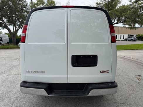 Used 2025 GMC Savana 2500 w/ Driver Convenience Package RWD image 5