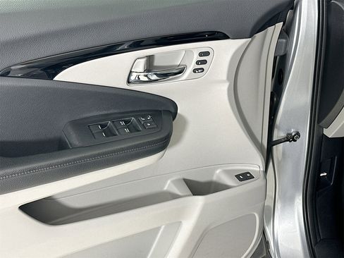 Used 2017 Honda Pilot Touring image 19