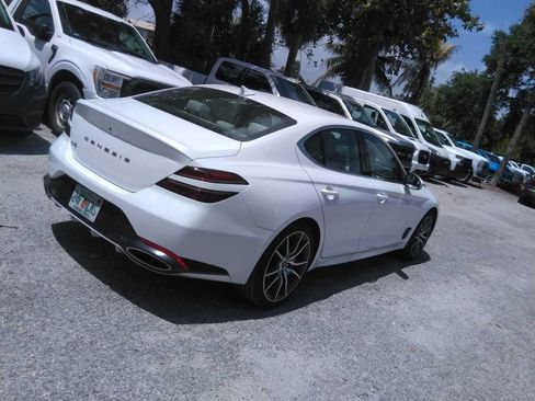 Used 2025 Genesis G70 2.5T RWD image 4