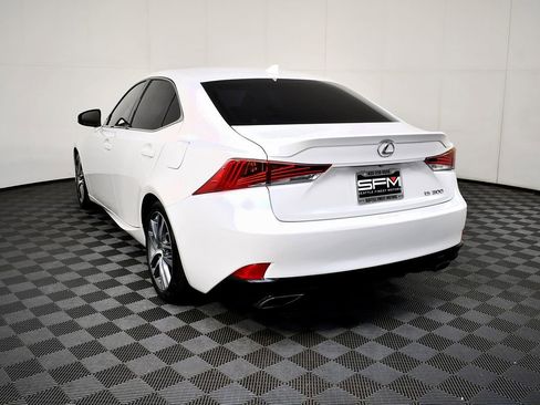 Used 2020 Lexus IS 300 image 11