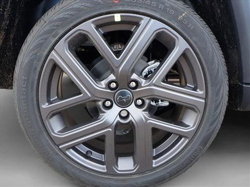 New 2026 Jeep Compass Latitude image 7