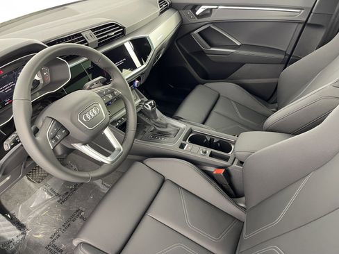New 2025 Audi Q3 2.0T Premium image 5