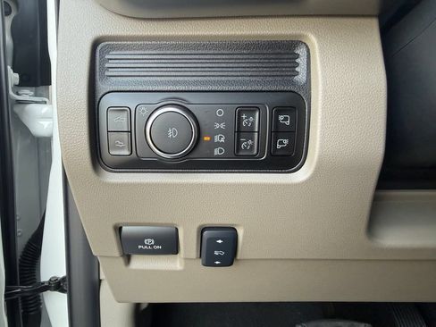Used 2026 Ford F350 Platinum w/ Platinum Plus Package AWD/4WD image 36