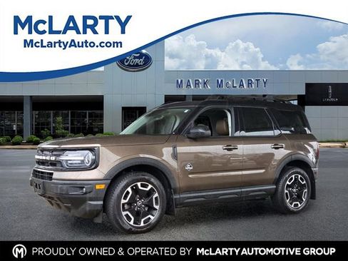 Certified 2022 Ford Bronco Sport Outer Banks w/ Tech Package AWD/4WD image 1