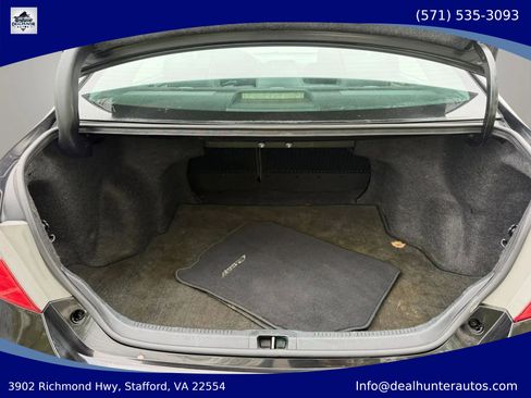 Used 2015 Toyota Camry SE FWD image 9