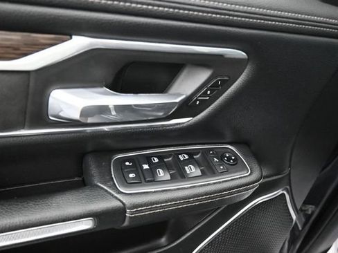 Used 2019 RAM 1500 Laramie RWD image 9