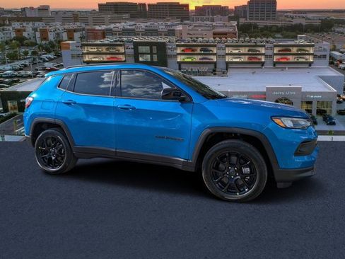 New 2026 Jeep Compass Latitude image 35